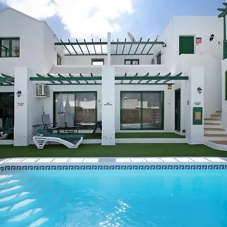 2 Palmeras Iii Lanzarote Apartment *